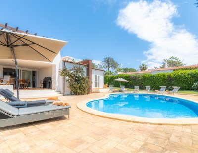 Villa in Vale do Lobo to rent