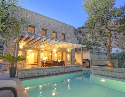 Villa in Pefkos to rent