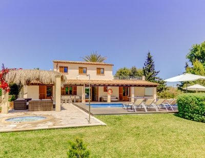 Villa in Pollensa to rent
