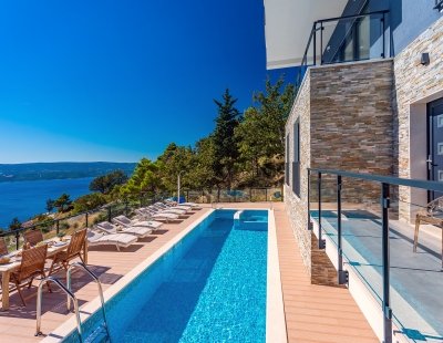 Villa in Omis to rent