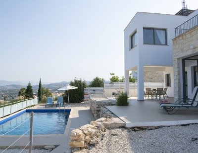 Villa in Latchi to rent