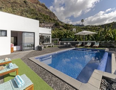 Villa in Calheta to rent