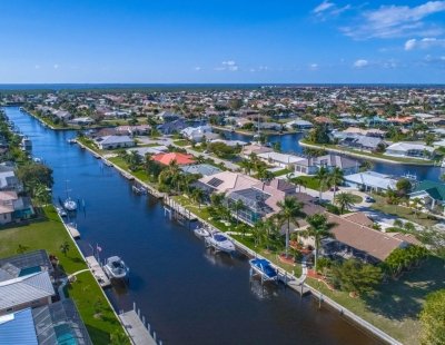 Port Charlotte Canals