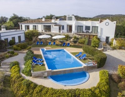 Villa in Almancil to rent