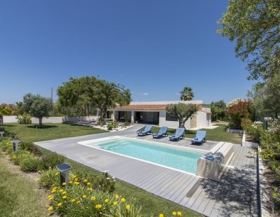 Villa in Almancil to rent