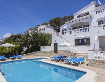 Villa in Son Bou to rent