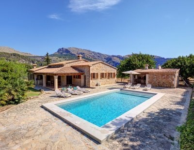 Villa in Pollensa to rent