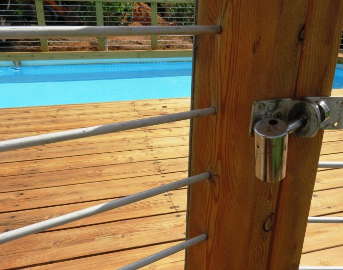 villas with gated pool