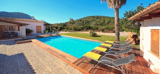 03-min.jpeg Villas in Pollensa