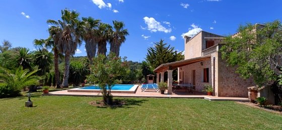 04-min_-1-_0.jpg Villas in Balearic Islands