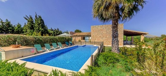 04_optimized.jpg Villa holidays in Balearic Islands