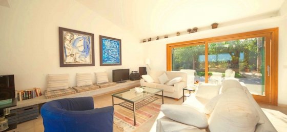 06_optimized.jpg Book a villa in Alcudia