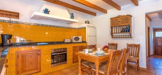 07-min_-1-_0.jpg Villa holidays in Balearic Islands