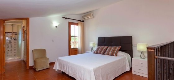 09-min_-3-.jpg Book a villa holiday in Mallorca