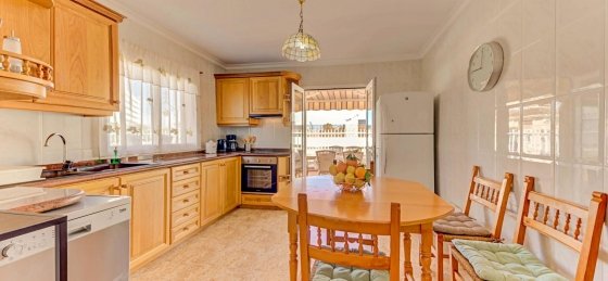 09_-1-_0.jpg Book a villa holiday in Alcudia