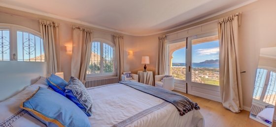 10-min_14.jpg Book a villa in Spain