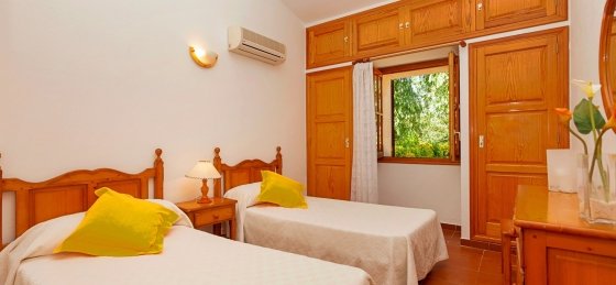 13-min_-1-_0.jpg Villas in Balearic Islands