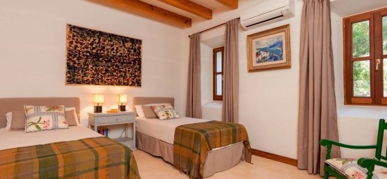 13_12_0.jpg Holiday villas in Spain