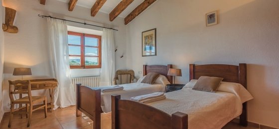 17-min_14.jpg Book a villa in Spain