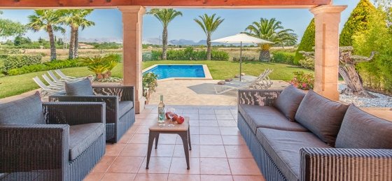 Villa rentals in Alcudia