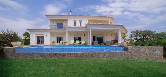 1.jpg Villa rentals in Vilamoura