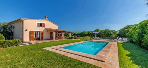 20-min_1.jpg Villas in Balearic Islands