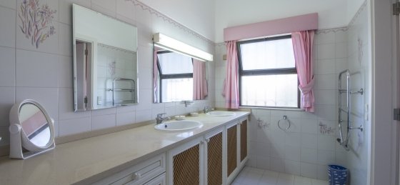 23.jpg Villas in Vilamoura