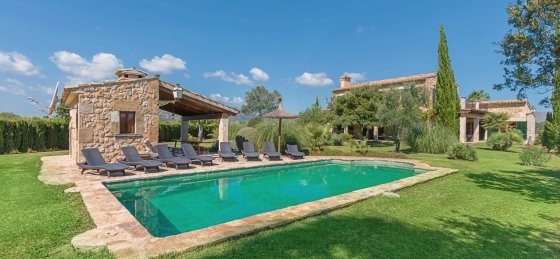 27-min_2.jpg Book a villa in Balearic Islands