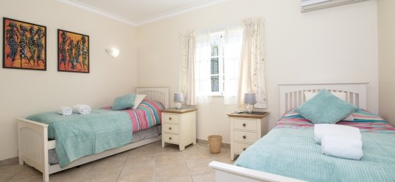 27.jpg Villas in Vilamoura