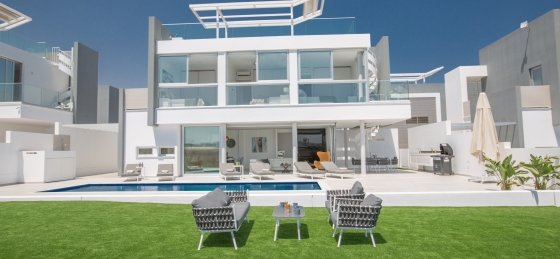 2_-3-_0.jpg Villa in Cyprus to rent