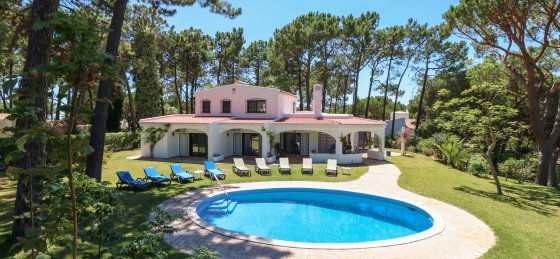 2.jpg Villas in Vilamoura