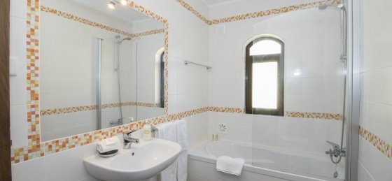 31.jpg Book a villa holiday in Portugal