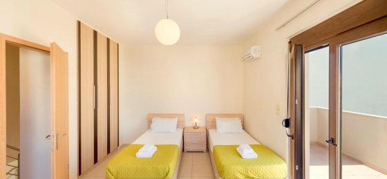 Book a villa in Crete