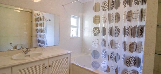 37.jpg Book a villa holiday in Portugal