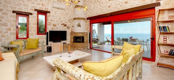 6.jpg Villa holidays in Greece
