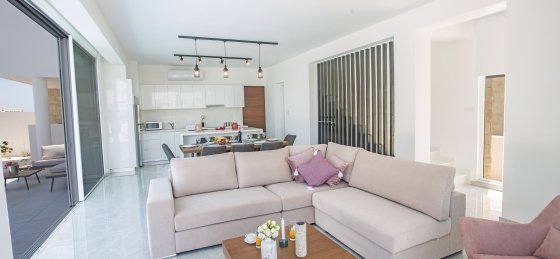 7_-8-_0.jpg Villa holidays in Cyprus