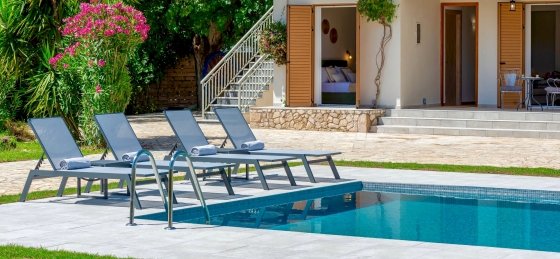 Villa rentals in Greece