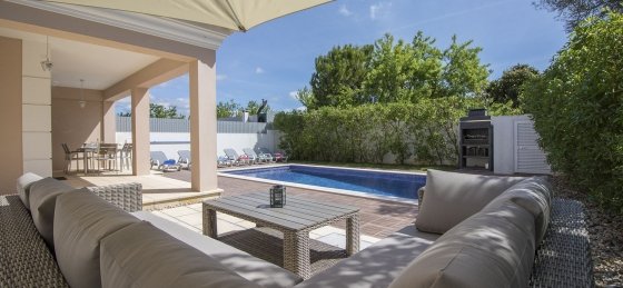 Villa in Almancil to rent