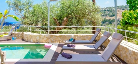 Villa rentals in Greece