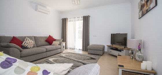 Book a villa holiday in Algarve