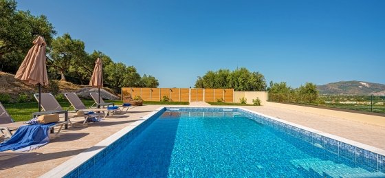 Villa holidays in Laganas