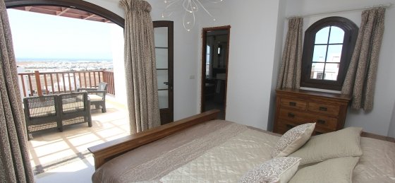 master_upper_view.jpg Book a villa holiday in Lanzarote