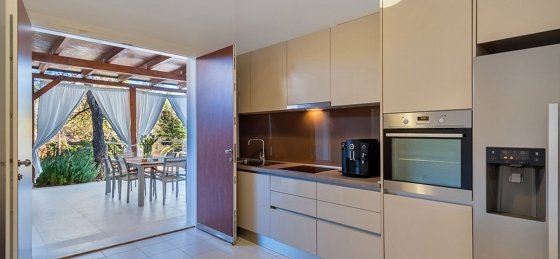 orvas_villa_in_milna_8.jpg Book a villa in Croatia