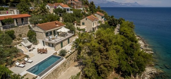 orvas_villa_in_selca_3.jpg Villas in Croatia
