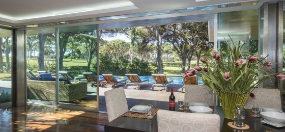 sala8.jpg Book a villa in Algarve