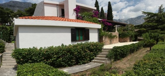 villa_in_baska_voda_23.jpg Book a villa in Dalmatia