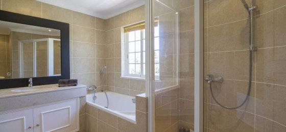 wc2.jpg Holiday villas in Almancil