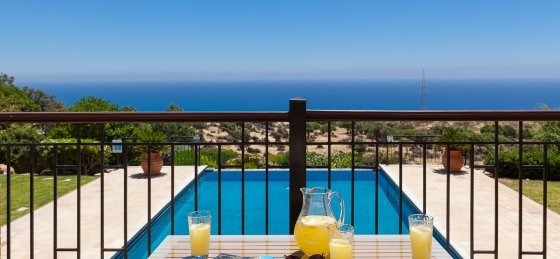 Book a villa in Aphrodite Hills Resort