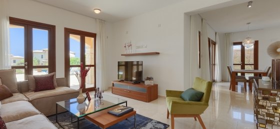 05.jpg Book a villa holiday in Aphrodite Hills Resort