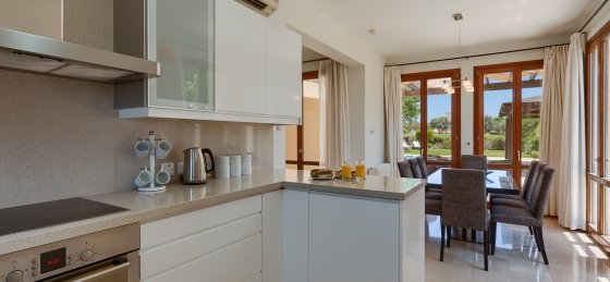 07.jpg Book a villa holiday in Cyprus